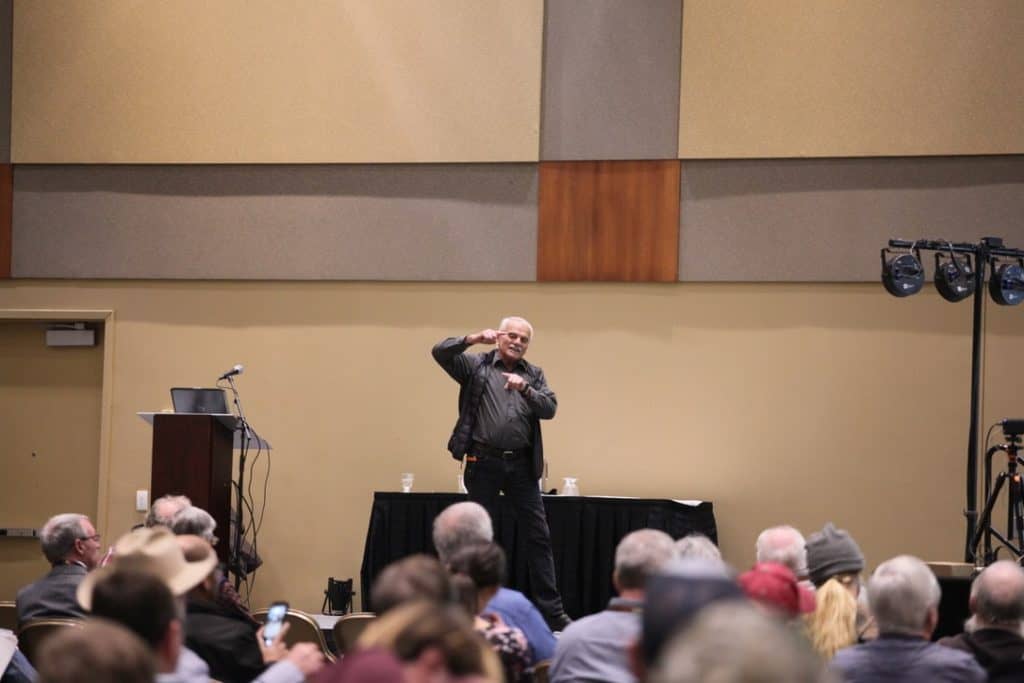 Gary Zimmer presents at Eco-Ag Conference.